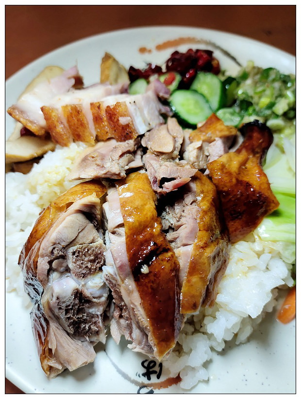 台北文山︱港式萬隆燒臘便當︱乾炒牛河與廣州炒飯︱捷運萬隆站