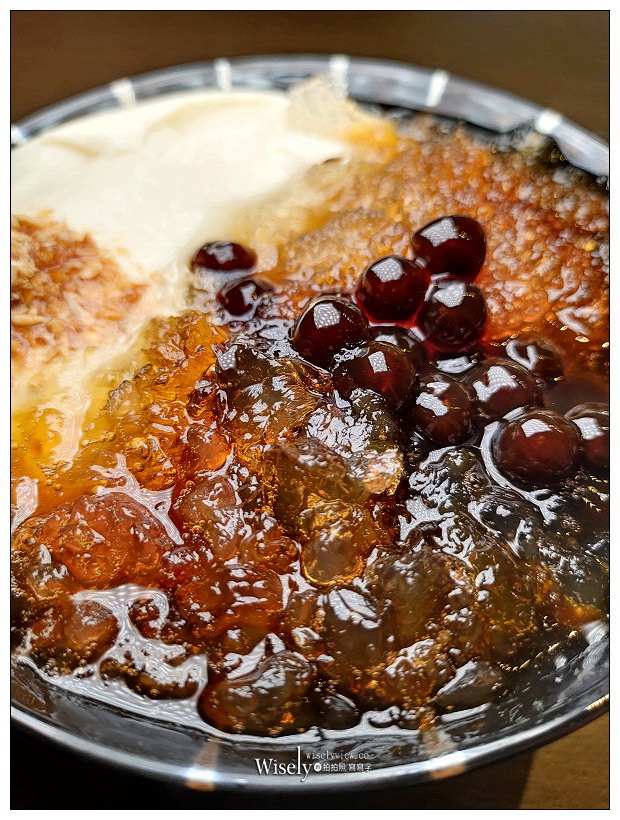 天母美食。豆花魂︱珍珠桃膠雪燕豆花，口感滑嫩晶瑩剔透膠質感～捷運芝山站美食 x 天母德行東路美食