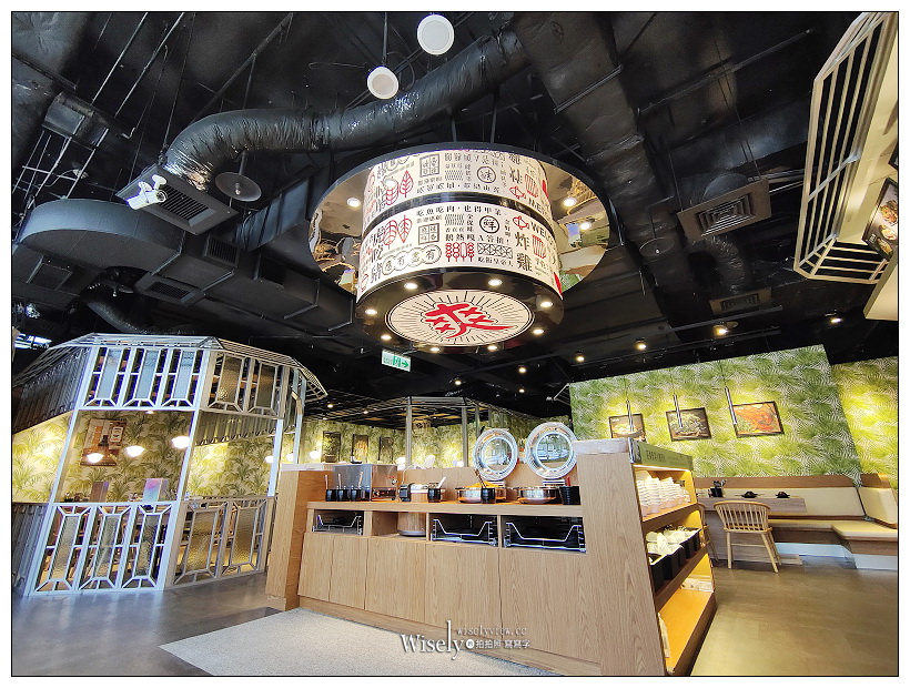 歇業。夏部火鍋-信義ATT店︱平日午餐鴛鴦鍋NT299，小農野菜、炸雞熱炒、飲料甜點隨意吃，限時90分鐘超划算～台北信義區美食 x 捷運台北101站美食