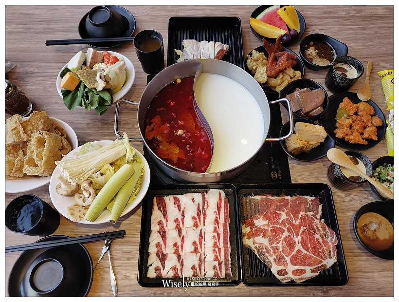 歇業。夏部火鍋-信義ATT店︱平日午餐鴛鴦鍋NT299，小農野菜、炸雞熱炒、飲料甜點隨意吃，限時90分鐘超划算～台北信義區美食 x 捷運台北101站美食