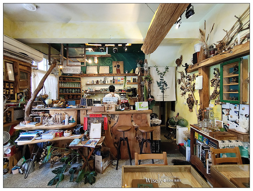 花蓮美食。實季 食記。Seedson Coffee︱文青花草系咖啡空間，手作輕食飲品有水準，相鄰花蓮文創園區，貓咪坐陪老宅咖啡店~必嚐熱壓三明治與焙茶拿鐵