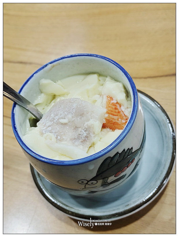 台北大安。日鑫壽司~丼飯、烤物、刺身︱平價好吃的職人壽司,還有隱藏版生魚片蛋糕~東區216巷美食 x 捷運忠孝敦化站美食 x 國父紀念館美食 x 台北壽司推薦 台北大安。日鑫壽司~丼飯、烤物、刺身︱平價好吃的職人壽司,還有隱藏版生魚片蛋糕~東區216巷美食 x 捷運忠孝敦化站美食 x 國父紀念館美食 x 台北壽司推薦