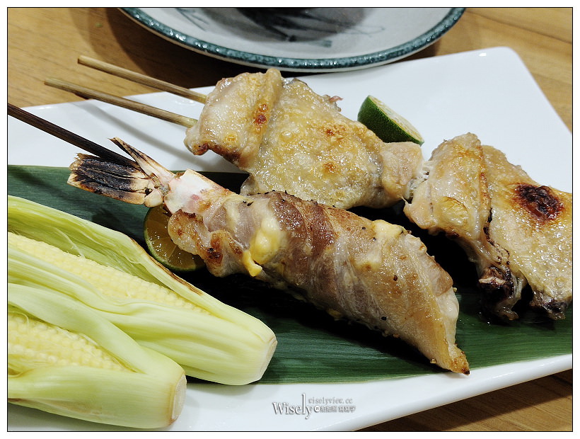 台北大安。日鑫壽司~丼飯、烤物、刺身︱平價好吃的職人壽司,還有隱藏版生魚片蛋糕~東區216巷美食 x 捷運忠孝敦化站美食 x 國父紀念館美食 x 台北壽司推薦 台北大安。日鑫壽司~丼飯、烤物、刺身︱平價好吃的職人壽司,還有隱藏版生魚片蛋糕~東區216巷美食 x 捷運忠孝敦化站美食 x 國父紀念館美食 x 台北壽司推薦