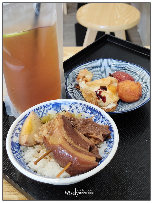 台中西屯。金爌爌肉飯︱相鄰台中朝馬站與秋紅谷旁的文青裝潢小吃，單價略高～台中焢肉飯 x 台中便當