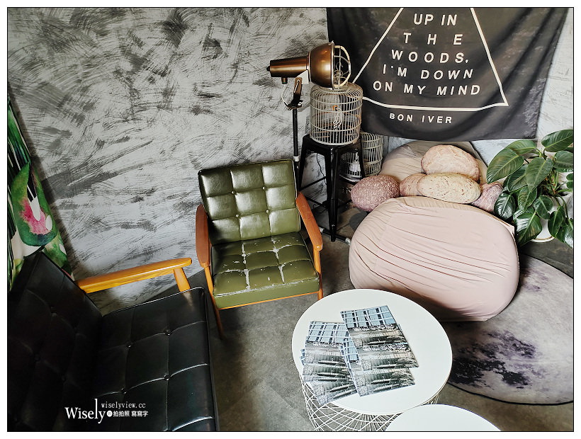 台中東區。復興咖啡交易所 FXCE︱火車新站旁的復古港式餐廳，必點超好吃的西多士，還有視覺系的奶茶咖啡～台中火車站咖啡廳 x 台中港式茶餐廳 x 台中美食