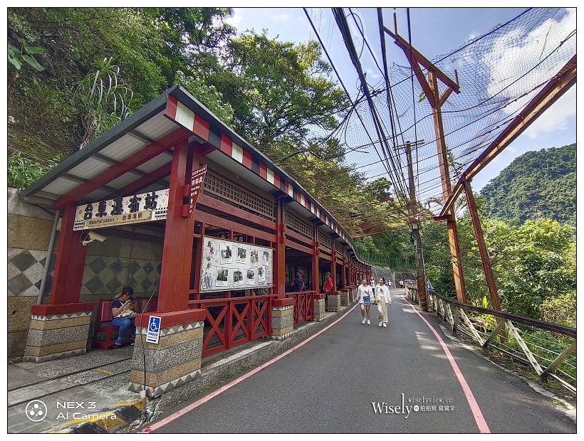 烏來美食。泰雅的廚房︱平價簡餐石板烤肉料理，烏來瀑布&台車瀑布站旁～雲仙樂園美食 x 烏來小吃