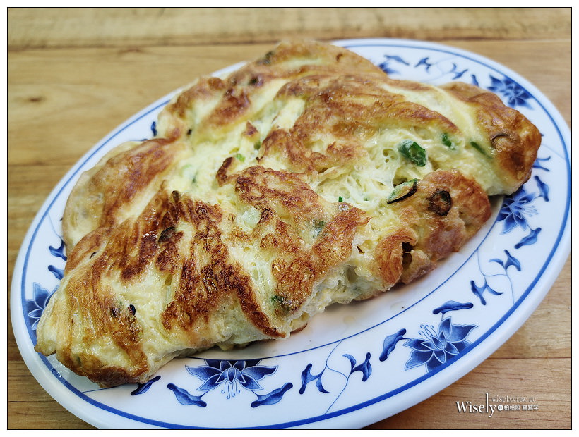 板橋美食。裕民街夜市炒飯燴飯︱不加沙茶以醬油快炒風味，煎蔥蛋與三鮮燴飯必點～捷運新埔站美食