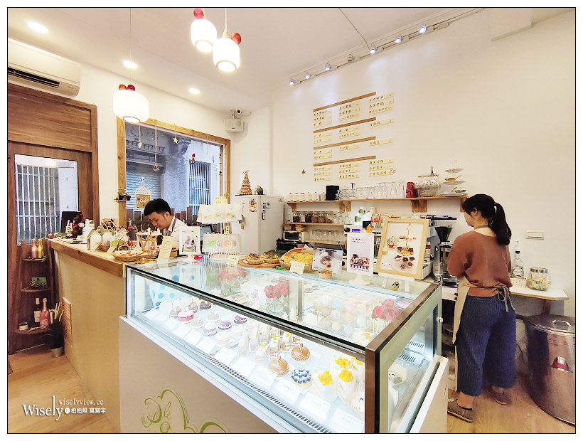 台南美食。巴哈迪印象甜品工房︱蝸牛巷內的精緻甜點店，環境簡約帶有和洋氛圍，用餐感覺宛如置身在京都之中～台南中西區美食 x 台南下午茶 x 台南甜點