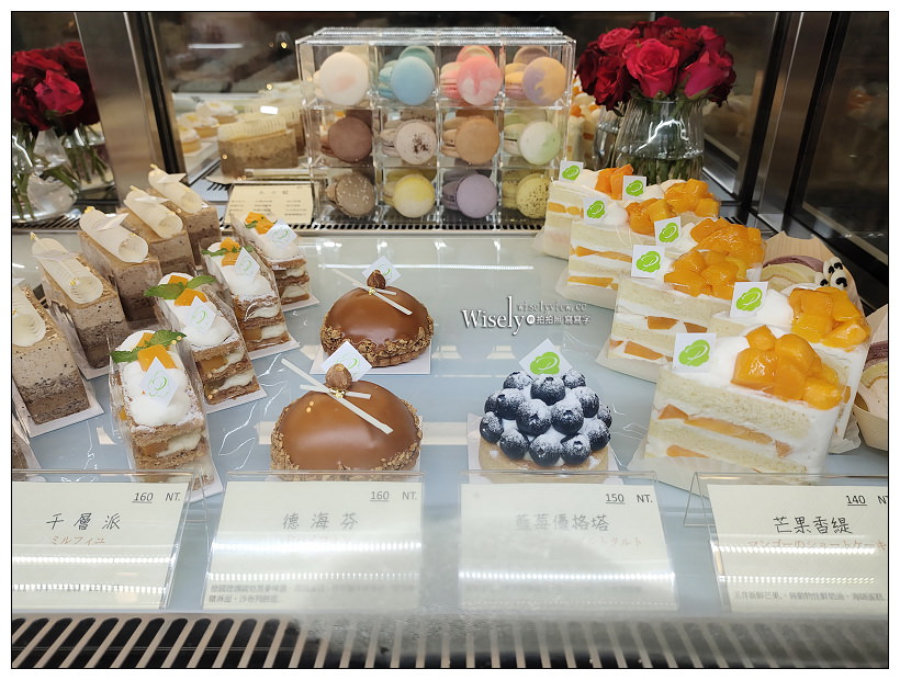 台南美食。巴哈迪印象甜品工房︱蝸牛巷內的精緻甜點店，環境簡約帶有和洋氛圍，用餐感覺宛如置身在京都之中～台南中西區美食 x 台南下午茶 x 台南甜點