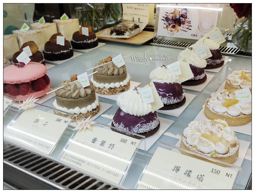 台南美食。巴哈迪印象甜品工房︱蝸牛巷內的精緻甜點店，環境簡約帶有和洋氛圍，用餐感覺宛如置身在京都之中～台南中西區美食 x 台南下午茶 x 台南甜點