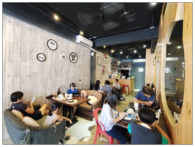 壹樓 貓.咖啡 First Floor Cafe︱花蓮貓咖啡與寵物友善餐廳~花蓮下午茶 x 花蓮早午餐 x 花蓮美食 壹樓 貓.咖啡 First Floor Cafe︱花蓮貓咖啡與寵物友善餐廳~花蓮下午茶 x 花蓮早午餐 x 花蓮美食