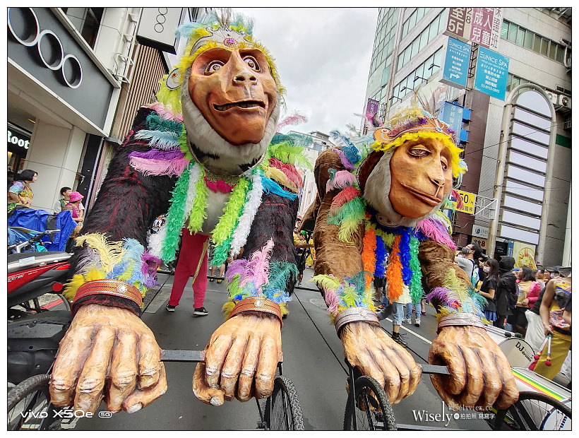 vivo X50e 開箱實拍分享︱高CP值 6.44 吋大螢幕 5G 手機，主打四鏡頭超廣角與夜拍功能，超強續航與 33W 閃充，免費到府收送六大貼心售後服務更安心