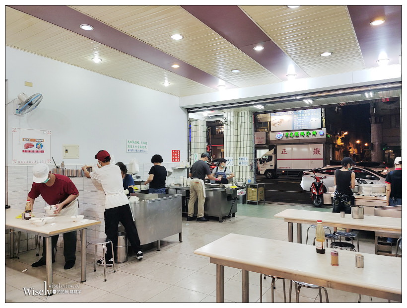 台中肉員︱特色風味白糯米醬與手工油炸肉圓,在地80年老店~台中南區美食 x 台中第三市場美食 台中肉員︱特色風味白糯米醬與手工油炸肉圓,在地80年老店~台中南區美食 x 台中第三市場美食