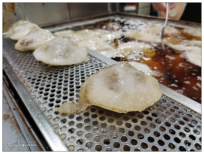 台中肉員︱特色風味白糯米醬與手工油炸肉圓,在地80年老店~台中南區美食 x 台中第三市場美食 台中肉員︱特色風味白糯米醬與手工油炸肉圓,在地80年老店~台中南區美食 x 台中第三市場美食