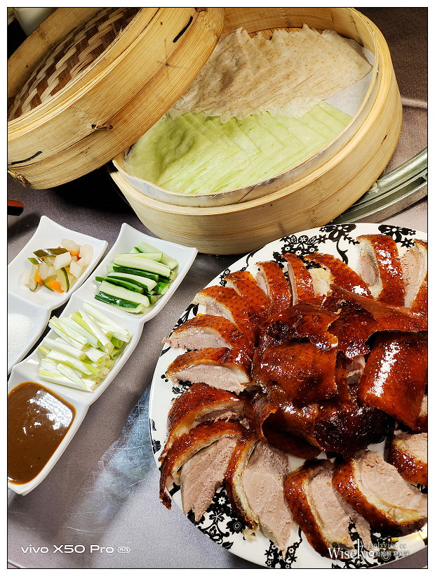 台北華國大飯店。帝國會館︱秋潮食蟹祭：過海香辣蟹、黃金咖哩蟹、鮮蟹粉絲煲，必嚐一鴨三吃與港點