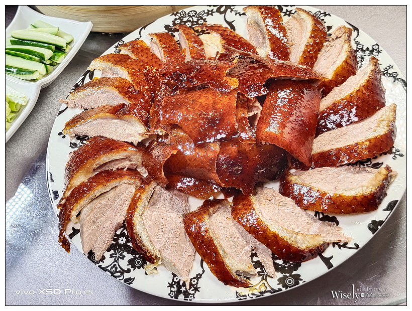 台北華國大飯店。帝國會館︱秋潮食蟹祭：過海香辣蟹、黃金咖哩蟹、鮮蟹粉絲煲，必嚐一鴨三吃與港點