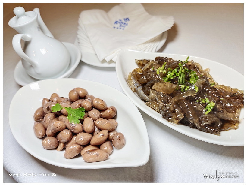 台北中山。歐華軒 中式桌宴︱十人招牌粵菜:龍蝦燒伊麵、蔥油龍虎斑、歐華當紅脆皮雞、吉品鮑魚佛跳牆、蟹粉燴雙菇、紅蓮燉銀耳~捷運圓山站美食 台北中山。歐華軒 中式桌宴︱十人招牌粵菜:龍蝦燒伊麵、蔥油龍虎斑、歐華當紅脆皮雞、吉品鮑魚佛跳牆、蟹粉燴雙菇、紅蓮燉銀耳~捷運圓山站美食