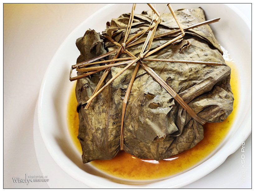 台北中山。歐華軒 中式桌宴︱十人招牌粵菜:龍蝦燒伊麵、蔥油龍虎斑、歐華當紅脆皮雞、吉品鮑魚佛跳牆、蟹粉燴雙菇、紅蓮燉銀耳~捷運圓山站美食 台北中山。歐華軒 中式桌宴︱十人招牌粵菜:龍蝦燒伊麵、蔥油龍虎斑、歐華當紅脆皮雞、吉品鮑魚佛跳牆、蟹粉燴雙菇、紅蓮燉銀耳~捷運圓山站美食