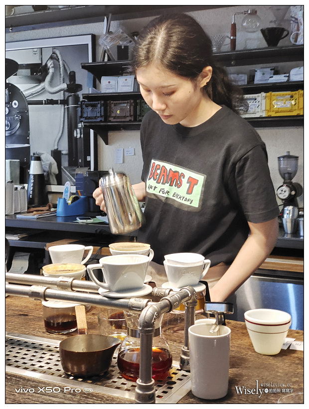 台中西區。Coffee Stopover︱自家烘培豆與專業手沖，在地知名文青老宅咖啡店；鬍子大叔咖啡浪遊／大和村裡的美術館～台中西區美食 x 台中網紅咖啡店