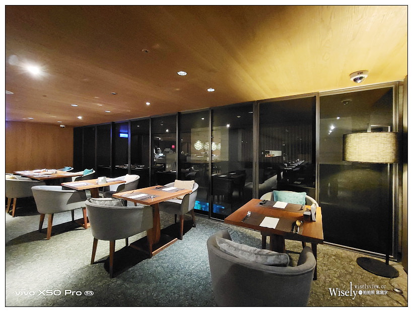 慕軒飯店自助餐。GUSTOSO餐廳︱12月戰斧牛排饗宴吃到飽，用餐加送澎湖大明蝦～捷運信義安和站美食