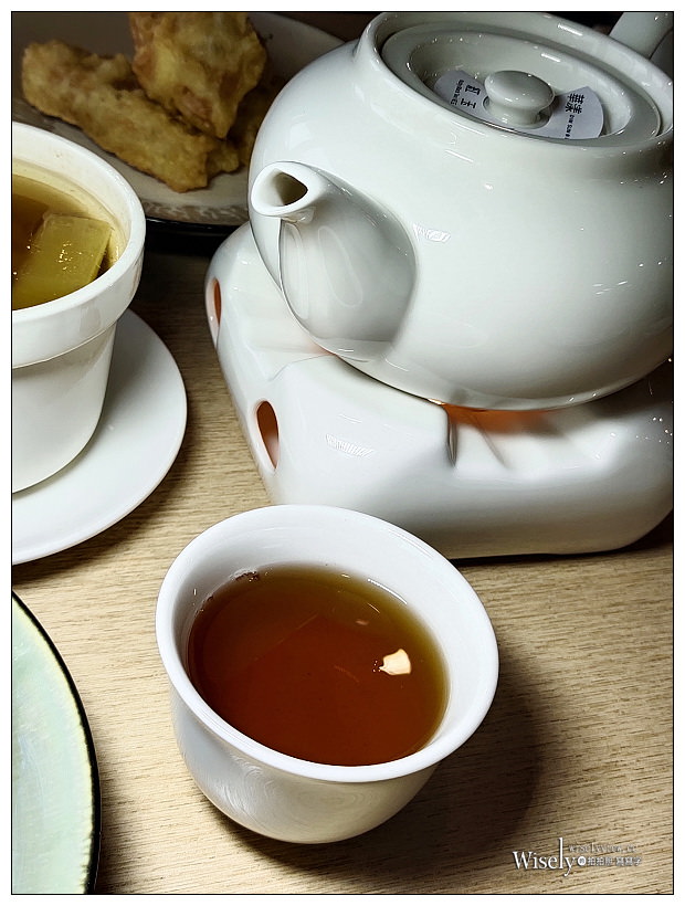 華漾DIM SUM 華泰名品城店︱真材實料現點現做的港式飲茶餐廳,必吃推薦分享~桃園美食 x 中壢美食 華漾DIM SUM 華泰名品城店︱真材實料現點現做的港式飲茶餐廳,必吃推薦分享~桃園美食 x 中壢美食