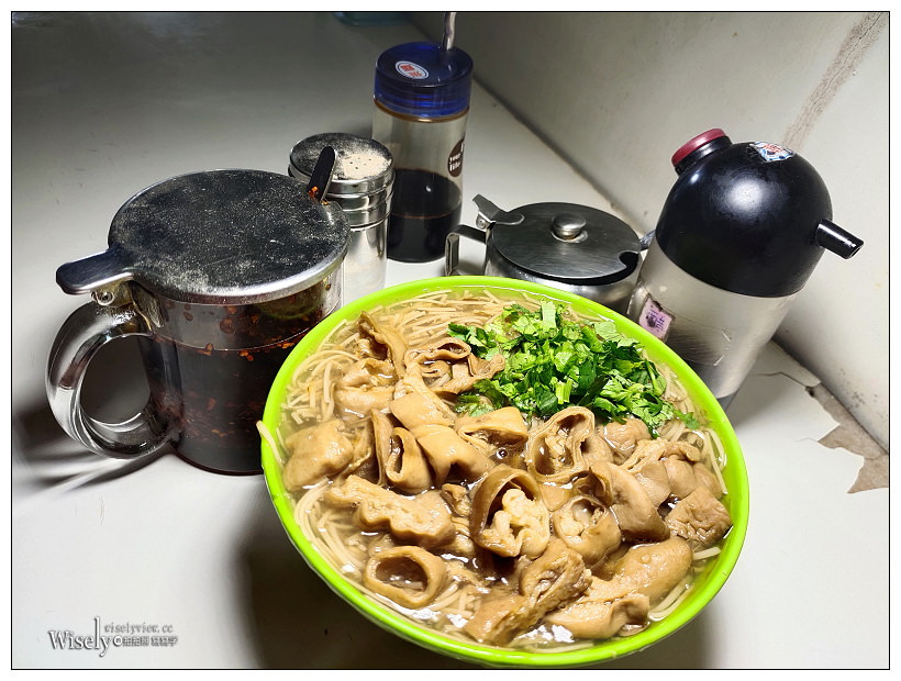 宜蘭美食。礁溪古早味大腸麵線︱湯鮮料多份量足，在地30年古早味市場小吃～礁溪早餐 x 宜蘭美食