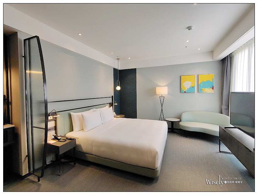 高雄新興。JOHO HOTEL︱相鄰車站捷運的精品酒店，半自助早餐午茶誠意十足，設施齊全高檔服務佳，頂樓夜景也很棒~高雄車站住宿推薦