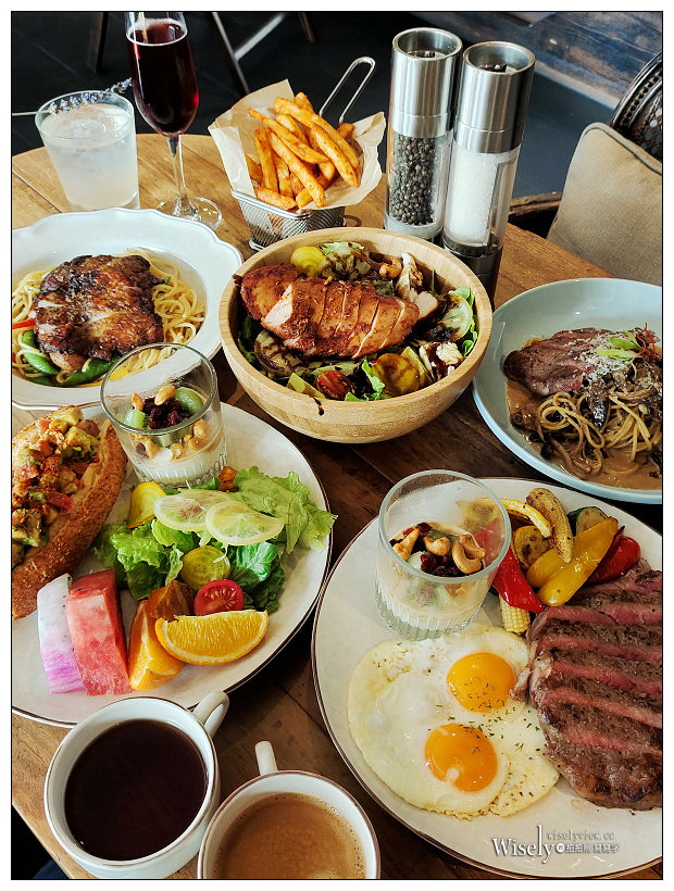 台北松山。333 Restaurant & Bar ︱九點開始暢飲紅白啤酒早午餐，還有松露薯條與單點調酒可享用～捷運南京復興站美食 x 台北小巨蛋美食 x 台北早午餐