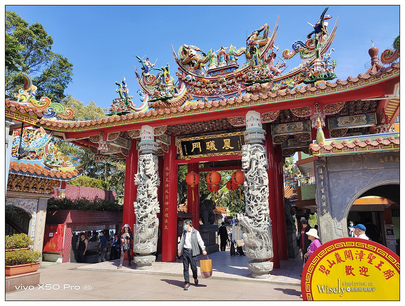 台北賞櫻景點。內湖碧山巖櫻花隧道、開漳聖王廟︱圓覺寺粉白色椿寒櫻~內湖櫻花 x 台北櫻花 x 內湖景點