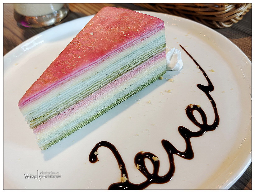 已歇業。隱世新樂園︱限量澳洲和牛製作的三寶牛肉麵，以及溫體豬五花與松阪肉的炸燒肉飯，超值商業午餐與松菸美食～捷運市政府站美食 x 松菸牛肉麵