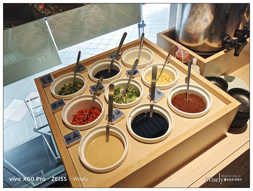 歇業。 饗鮮海陸涮涮鍋。2021菜單︱極上海陸套餐+貝里斯龍蝦海陸套餐～永和火鍋 x 捷運永安市場站美食