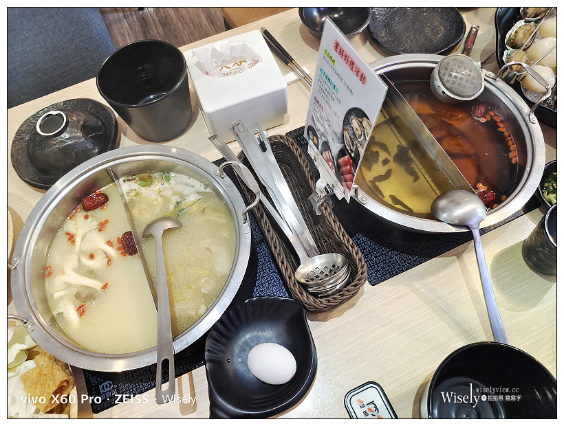 歇業。 饗鮮海陸涮涮鍋。2021菜單︱極上海陸套餐+貝里斯龍蝦海陸套餐～永和火鍋 x 捷運永安市場站美食