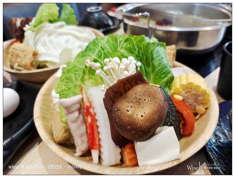 歇業。 饗鮮海陸涮涮鍋。2021菜單︱極上海陸套餐+貝里斯龍蝦海陸套餐～永和火鍋 x 捷運永安市場站美食