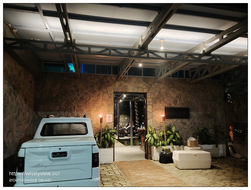 帛琉美食。Elilai Restaurant and Bar︱迎海晚霞夜景迷人，價格平實含菜單明細～帛琉餐廳推薦