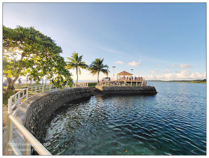 帛琉景點。科羅爾－巴貝圖阿普大橋(Koror-Babeldaob Bridge)︱蔚藍海岸的落日美景，連結最大城與最大島的跨海橋，也是帛琉與日本的友誼之橋