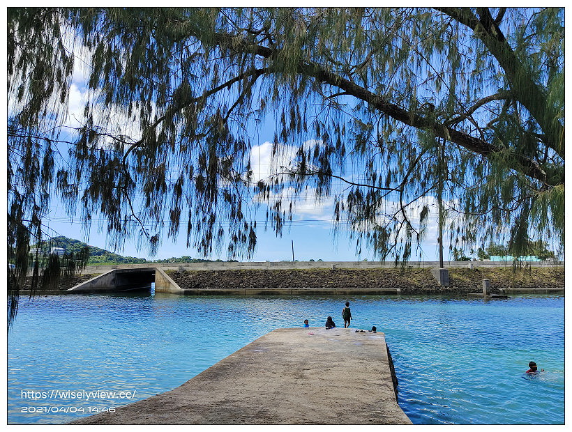 帛琉景點。Long Island Park 長堤國家公園︱在地人免費休息玩水景點～帛琉購物推薦：WTCT購物中心、帛琉大飯店、候機室免稅店