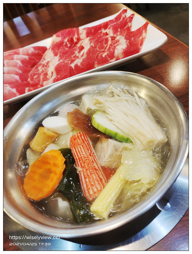 新北新店。福鼎涮涮鍋︱開鍋送肉平價日式火鍋，冰品冷飲甜點吃到飽，相鄰建國市場與耕莘醫院～捷運七張站美食 x 新店建國路美食 x 新店火鍋
