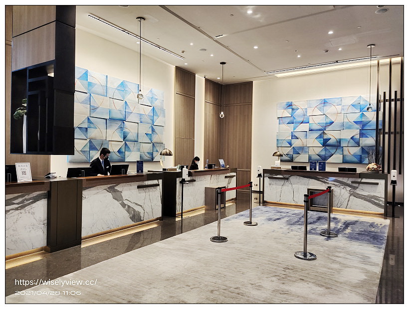 台北新板希爾頓飯店 悅市集。Semi Buffet 2021︱360元主餐加送吃到飽甜點沙拉吧～捷運板橋站美食