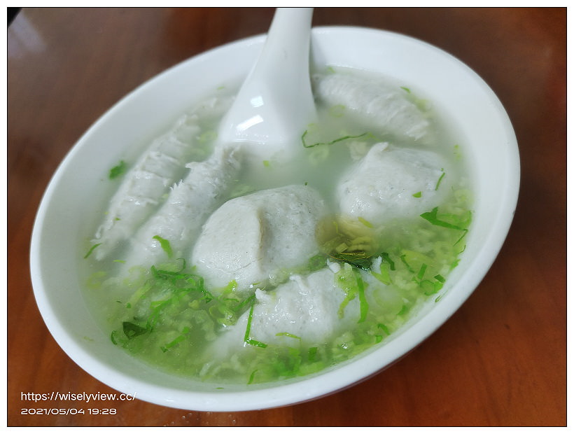 新北板橋。林員大粒肉圓 府中總店︱在地三十多年老字號，內饀多樣醬料夠味～捷運府中站美食 x 板橋慈惠宮美食 x 板橋美食 x 黃石市場美食