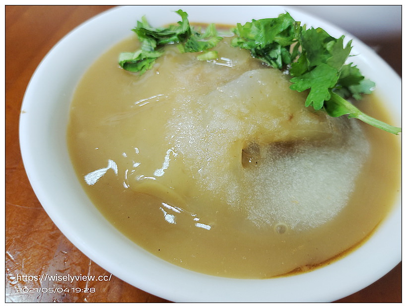 新北板橋。林員大粒肉圓 府中總店︱在地三十多年老字號，內饀多樣醬料夠味～捷運府中站美食 x 板橋慈惠宮美食 x 板橋美食 x 黃石市場美食