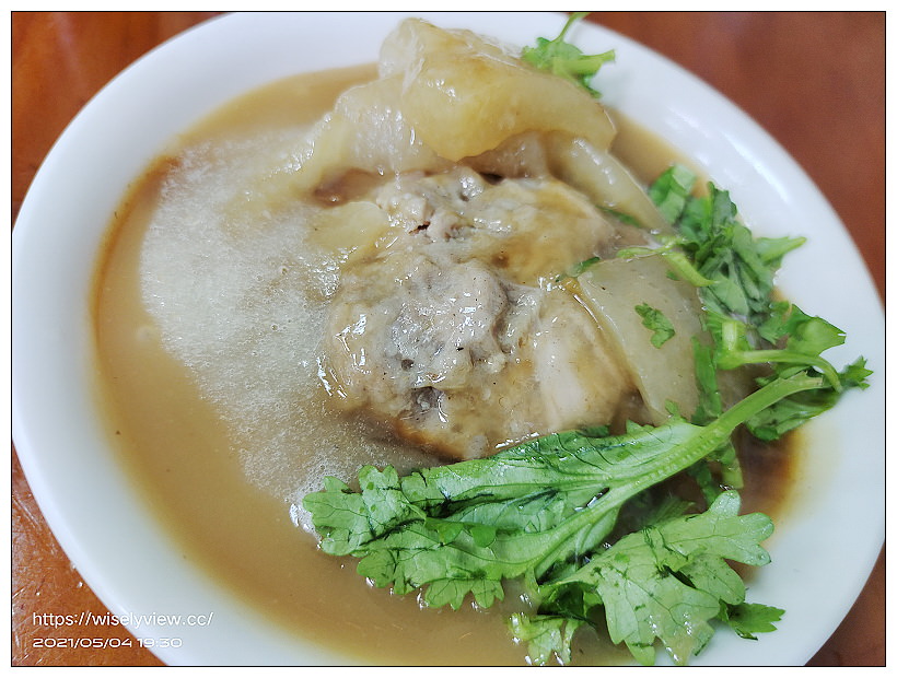 新北板橋。林員大粒肉圓 府中總店︱在地三十多年老字號，內饀多樣醬料夠味～捷運府中站美食 x 板橋慈惠宮美食 x 板橋美食 x 黃石市場美食