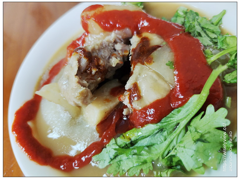 新北板橋。林員大粒肉圓 府中總店︱在地三十多年老字號，內饀多樣醬料夠味～捷運府中站美食 x 板橋慈惠宮美食 x 板橋美食 x 黃石市場美食