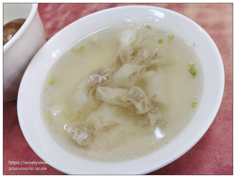 台北中山。儂安益麵館︱古早味陽春麵與餛飩湯～捷運中山國小站美食 x 農安街美食