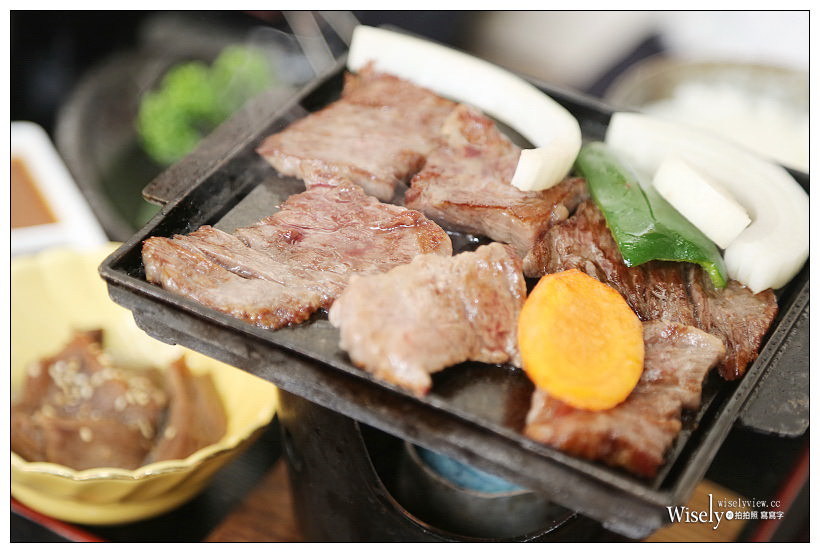 岡山美食。黑毛和牛 千屋牛-中山精肉店︱三大和牛的品種起源地,數量稀少口感油脂豐厚 岡山美食。黑毛和牛 千屋牛-中山精肉店︱三大和牛的品種起源地,數量稀少口感油脂豐厚