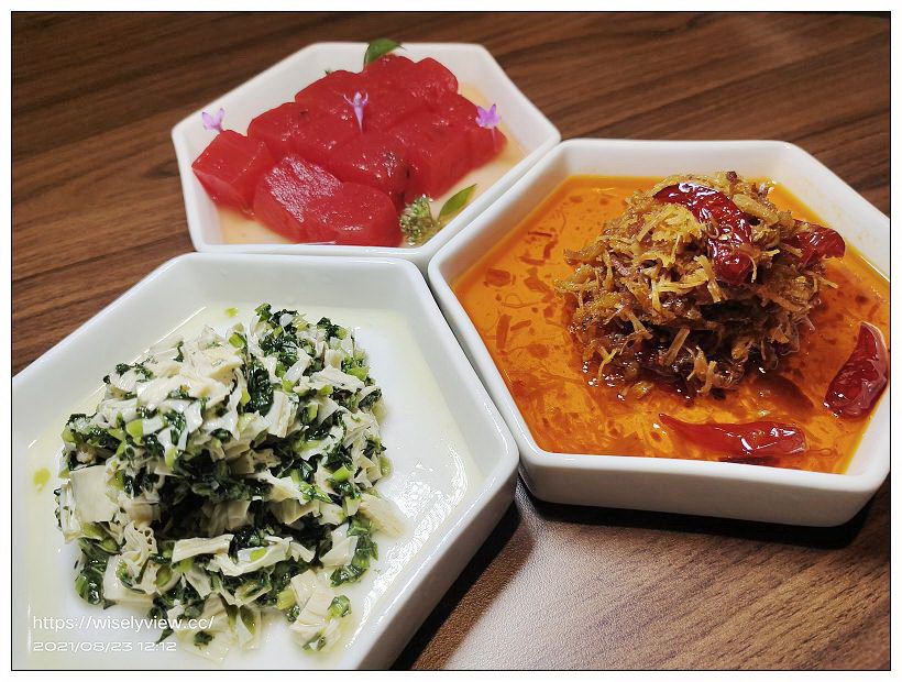 台北私廚。中山對酌︱隱身農安街裡中式美味，經典琵琶鴨、桂丁雞與福州佛跳牆～捷運中山國小站美食