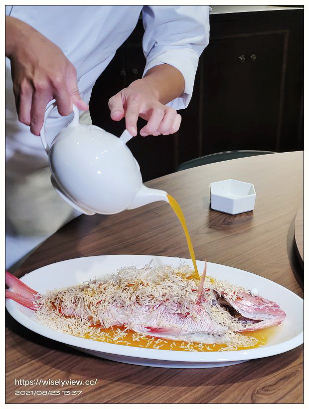 台北私廚。中山對酌︱隱身農安街裡中式美味，經典琵琶鴨、桂丁雞與福州佛跳牆～捷運中山國小站美食