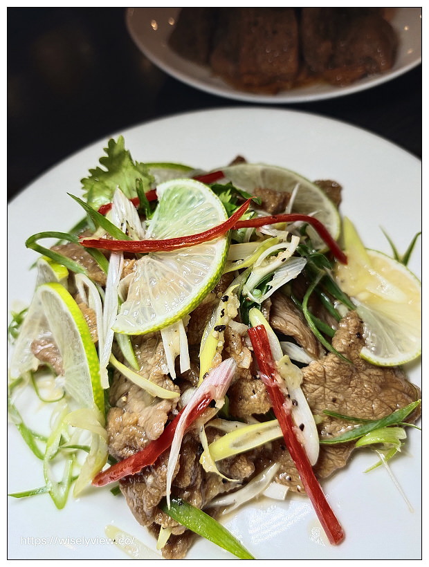 台北大安。點水樓SOGO復興店｜2021米其林必比登再加持，必嚐七彩冠軍小籠包，還有私房推薦江浙料理 x 內用外帶安心防疫好菜～捷運忠孝復興站美食