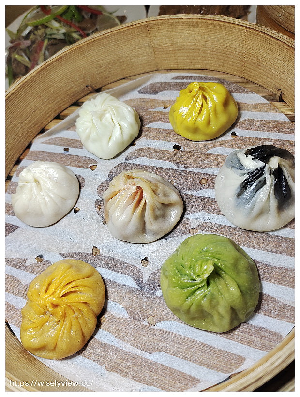 台北大安。點水樓SOGO復興店｜2021米其林必比登再加持，必嚐七彩冠軍小籠包，還有私房推薦江浙料理 x 內用外帶安心防疫好菜～捷運忠孝復興站美食