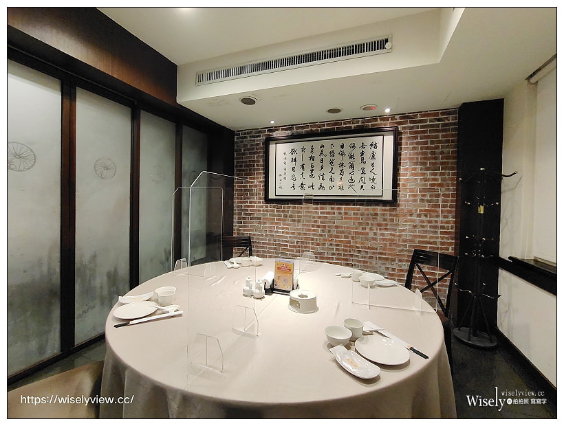 台北中正。點水樓懷寧店-2021秋蟹美饌｜花雕蒸膏蟹四人合餐、芝麻蟹肉酪梨捲、酥炸鮮蚵雨來菇～捷運台大醫院站美食 x 228公園美食 x 米其林推薦美食