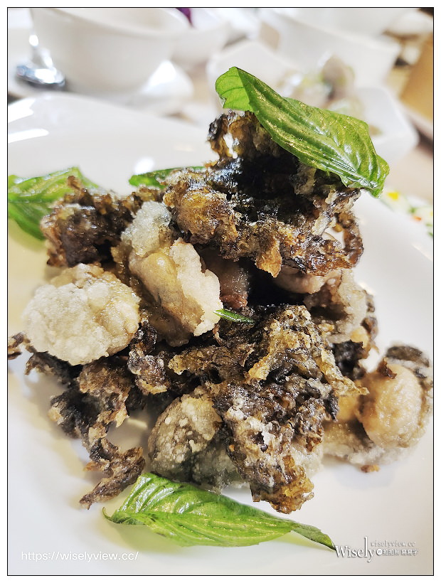 台北中正。點水樓懷寧店-2021秋蟹美饌｜花雕蒸膏蟹四人合餐、芝麻蟹肉酪梨捲、酥炸鮮蚵雨來菇～捷運台大醫院站美食 x 228公園美食 x 米其林推薦美食